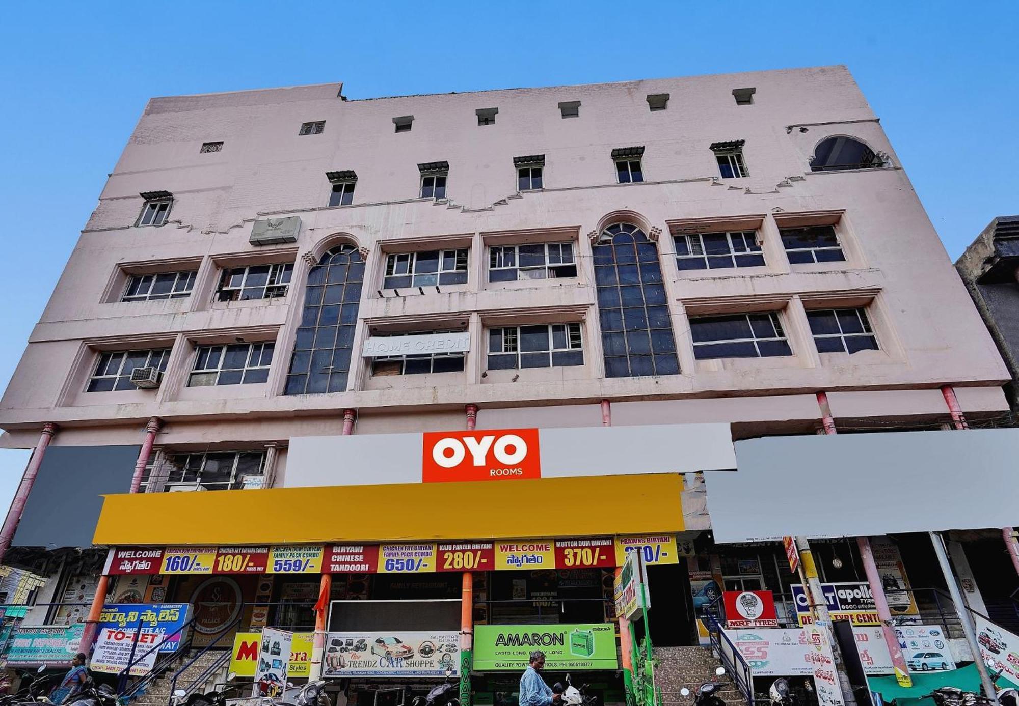 Vijayawāda Hotel O Sai Krishna Residency מראה חיצוני תמונה