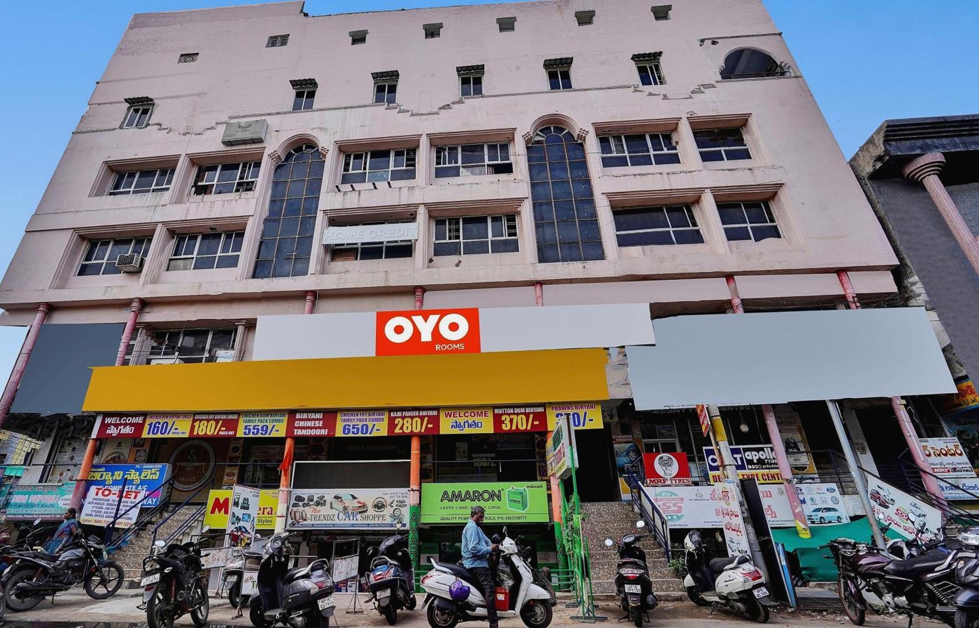 Vijayawāda Hotel O Sai Krishna Residency מראה חיצוני תמונה