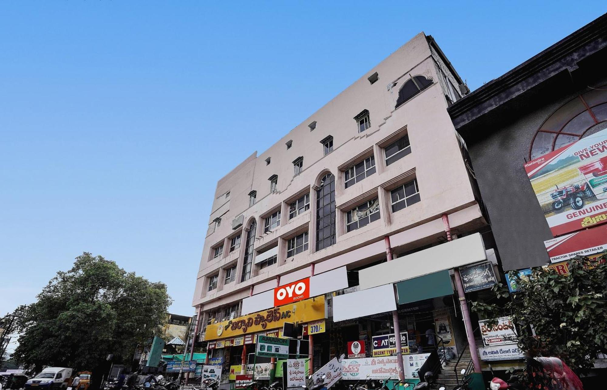 Vijayawāda Hotel O Sai Krishna Residency מראה חיצוני תמונה